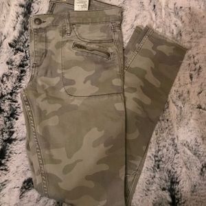 Hollister super skinny jeans